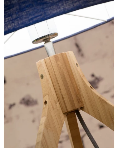 Stolová lampa s ľanovým tienidlom a bambusovým podnožím, Good&Mojo LAAV 101
