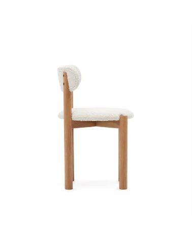 Nebai chair in white fleece and solid oak wood structure with natural finish