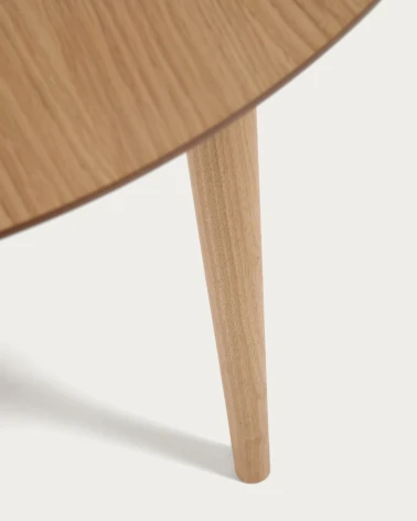 Oqui extendable round table in MDF oak veneer and solid wood legs, 90 (170) x 90 cm