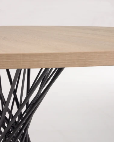 Niut round Ă 120 cm melamine table with natural finish and steel legs with black finish