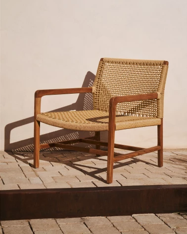 Sabolla armchair in solid teak