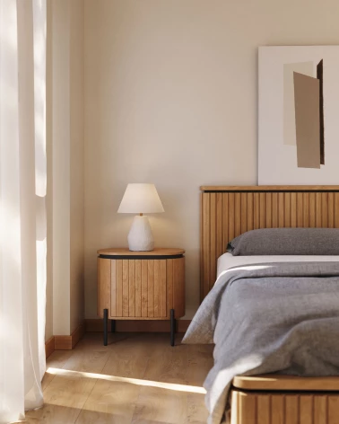 Licia mango wood bedside table with 1 drawer, with a natural finish and metal, 55 x 55 cm