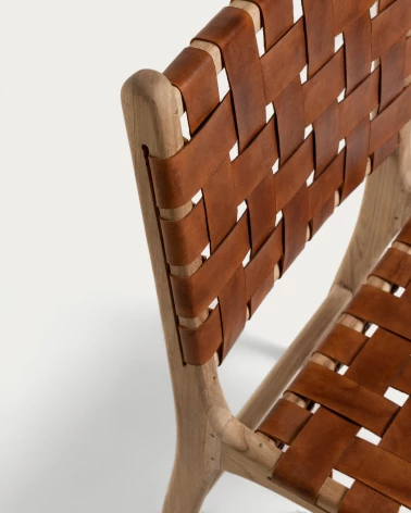 Calixta chair in leather and solid teak