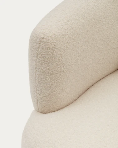 Martina armchair in off-white shearling with cushion